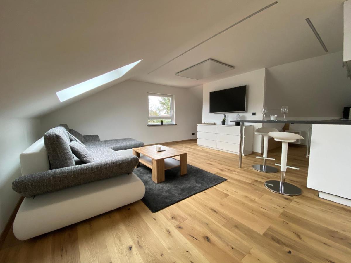 Uraha Apartments 헤르초게나우라흐 외부 사진