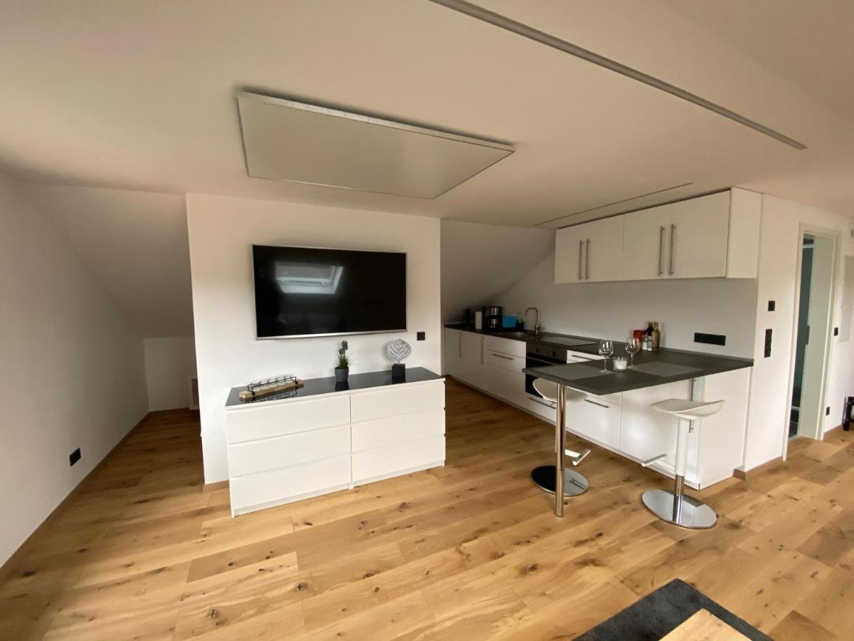 Uraha Apartments 헤르초게나우라흐 외부 사진